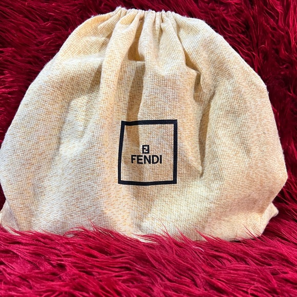 ♦️💯 Authentic Vintage FENDI Penguin Stripe Dome Satchel Bag♦️ - Picture 15 of 15